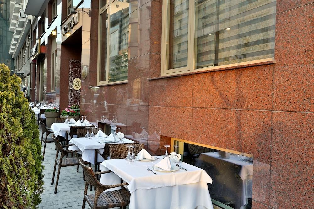 Barin Hotel Istanbul Bagian luar foto