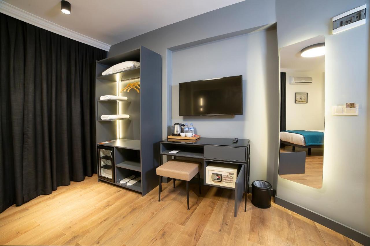 Barin Hotel Istanbul Bagian luar foto