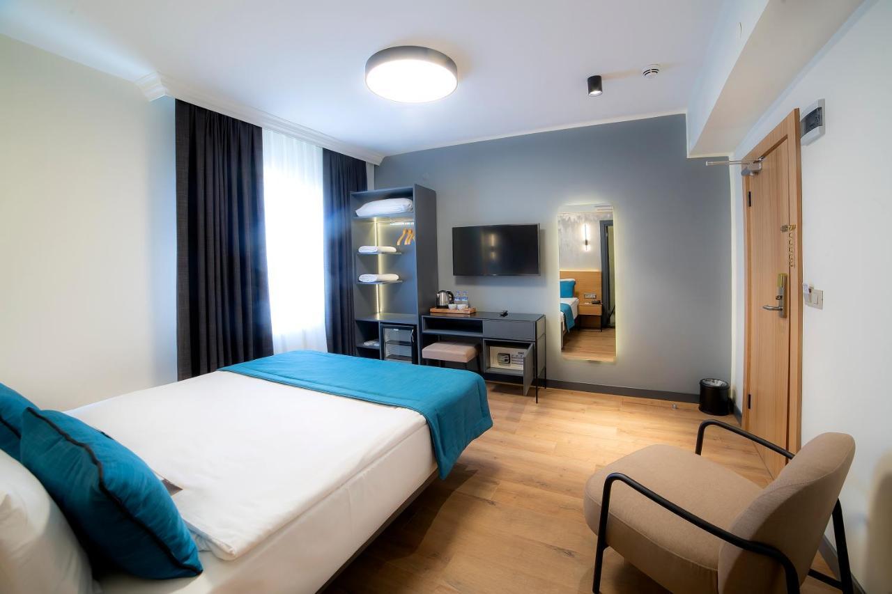Barin Hotel Istanbul Bagian luar foto