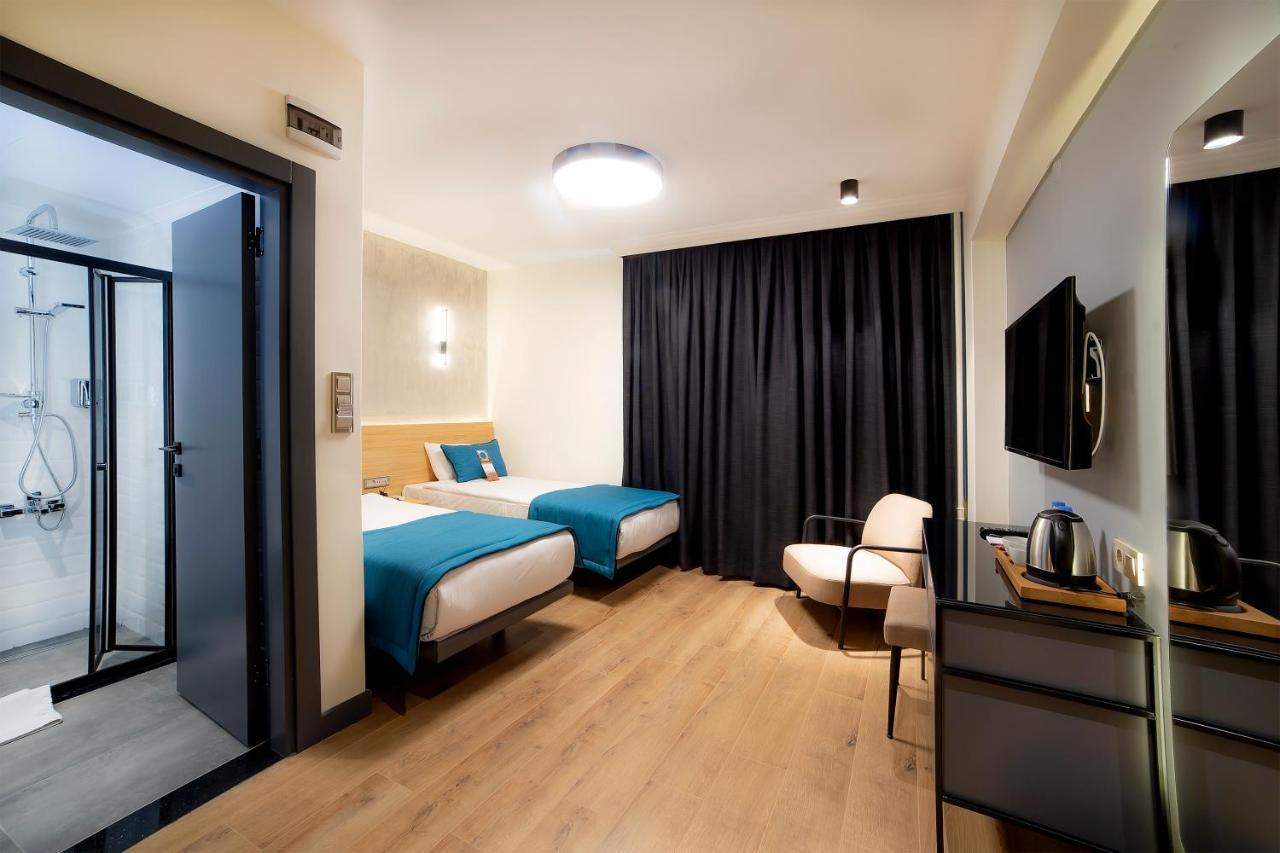 Barin Hotel Istanbul Bagian luar foto