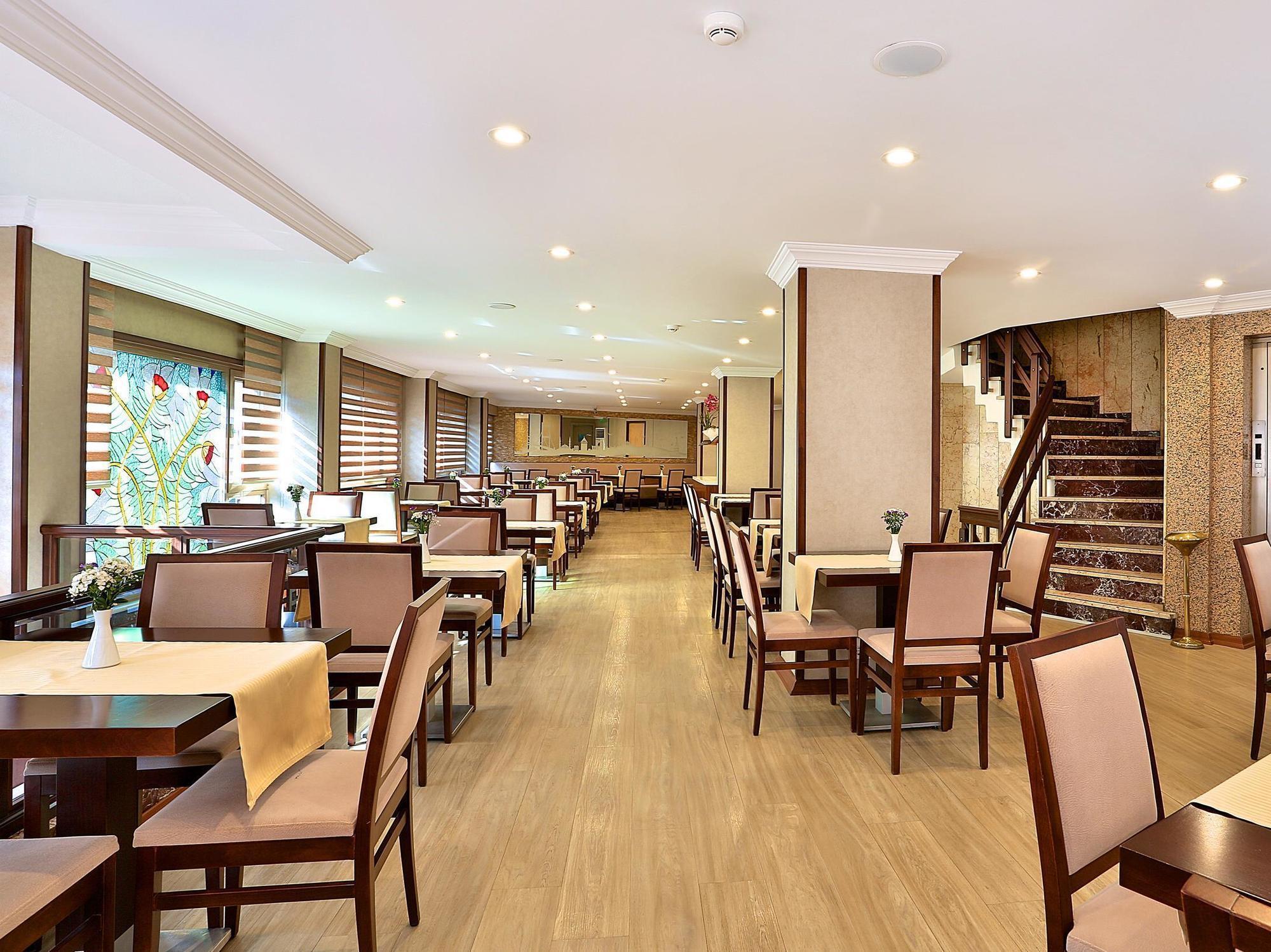 Barin Hotel Istanbul Bagian luar foto